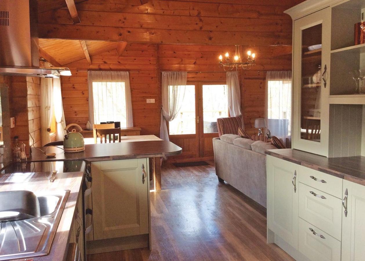 Mill Meadow Lodges Llanbister 외부 사진